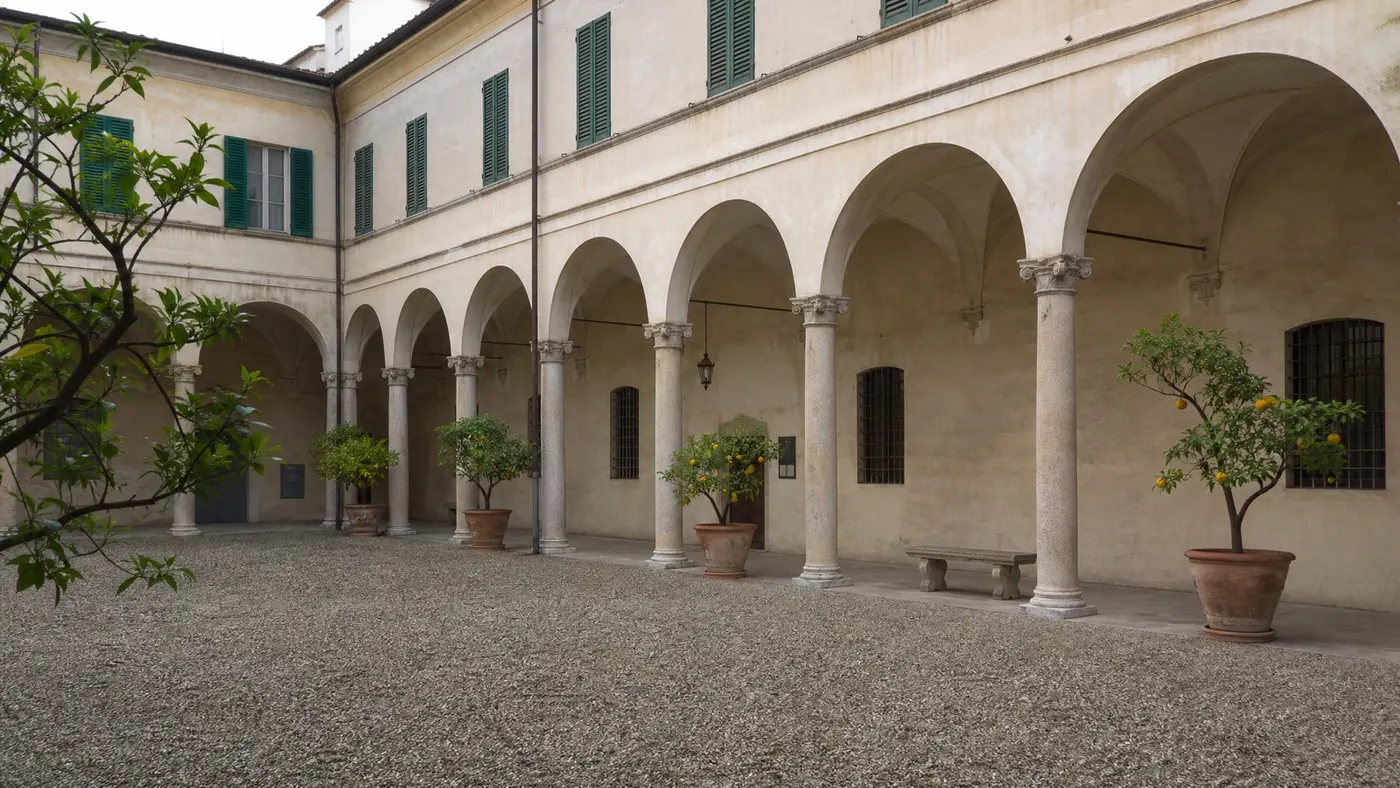 Somebody&rsquo;s house, and the same family&rsquo;s since the 1200s. The Carracci hangs in it, where they hung it.